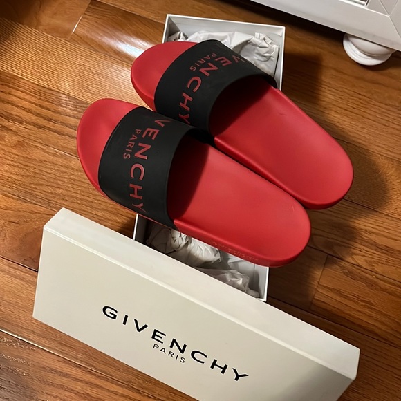 Givenchy Other - Givency men rubber slides size EU 43